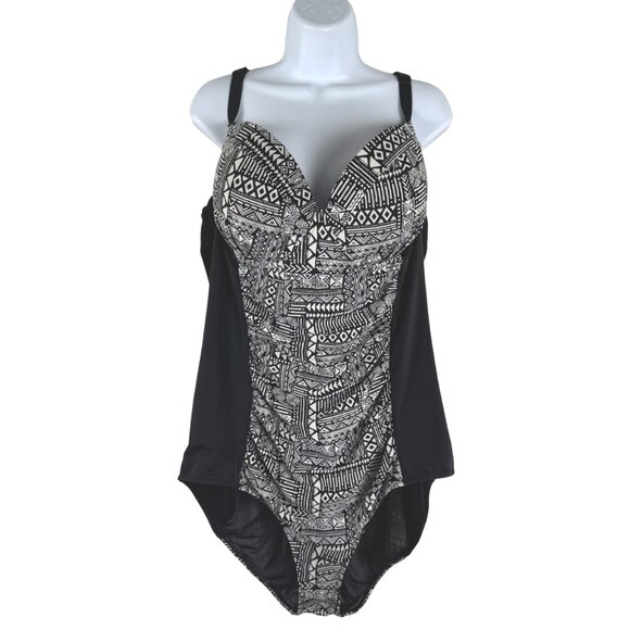 Torrid‎ One Piece Swimsuit Womens 4X Black Geometric Print Underwire SW-2057 - Picture 1 of 8